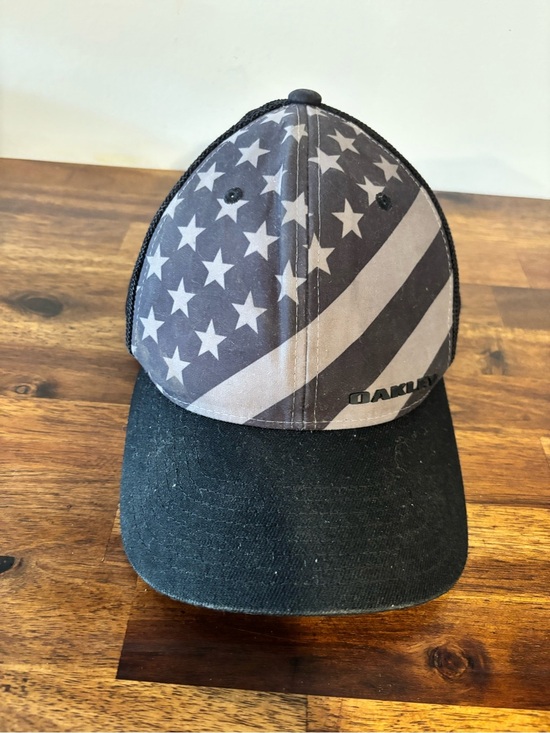 Oakley Other - Oakley Hat Flex Fit Black L/XL